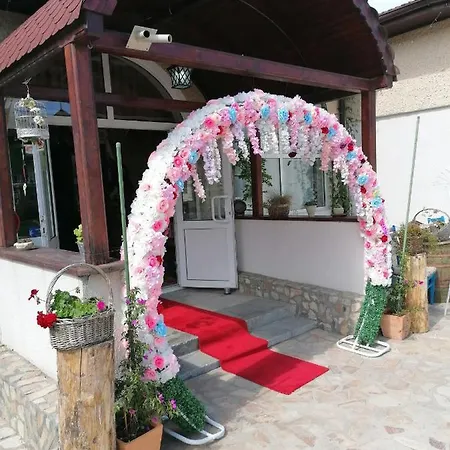 אורחן Hanul Hora Romaneasca