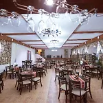Inn Hanul Hora Romaneasca 3*