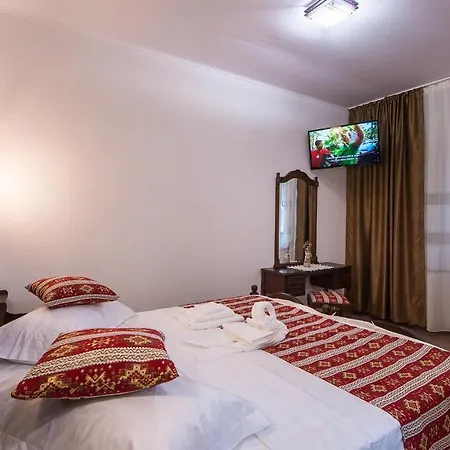 Hanul Hora Romaneasca Inn
