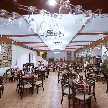 Han/Misafirhane Hanul Hora Romaneasca 3*